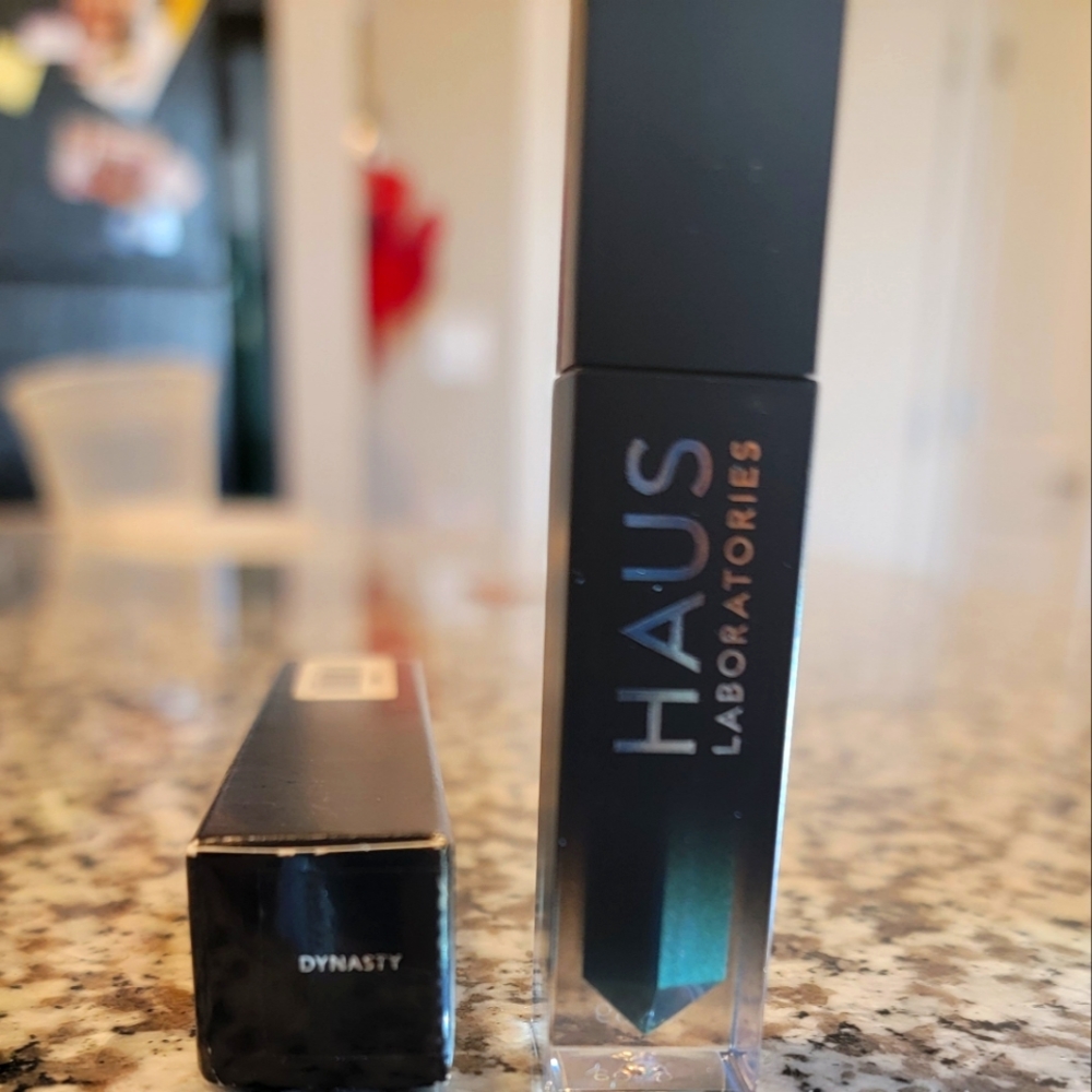 Haus Labatories